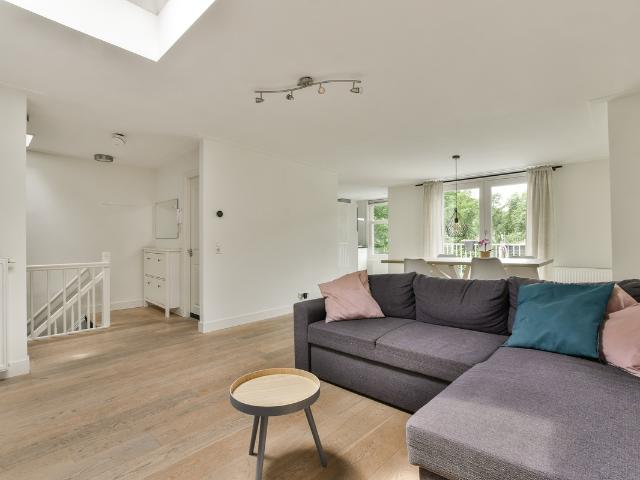 Bovenwoning te koop in Amsterdam, Buitenveldert