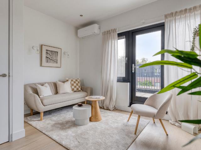 Bovenwoning te koop in Nieuw-West, Amsterdam