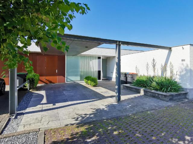 Bungalow te koop in Tilburg, Witbrant