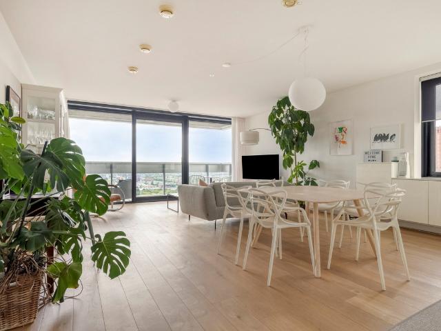 Appartement te koop in 's-gravenhage, Zuid Holland