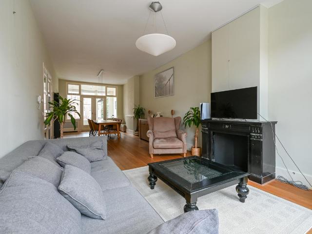 Bovenwoning te koop in Scheveningen, Zuid Holland