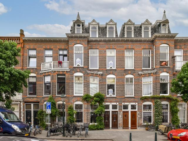 Bovenwoning te koop in 's-gravenhage, Zorgvliet