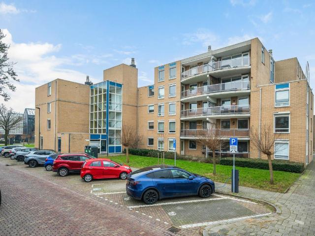 Appartement te koop in Holy-Noord, Vlaardingen