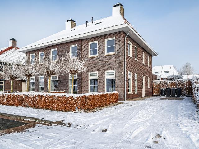 Woning te koop in Luttelgeest, Flevoland