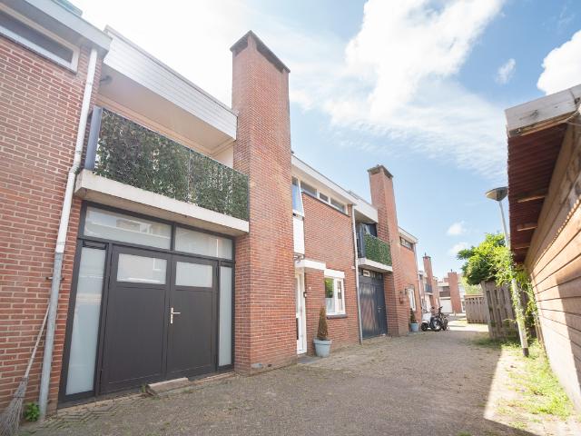 Eengezinswoning te koop in Hellevoetsluis, Hooghen Hoeck