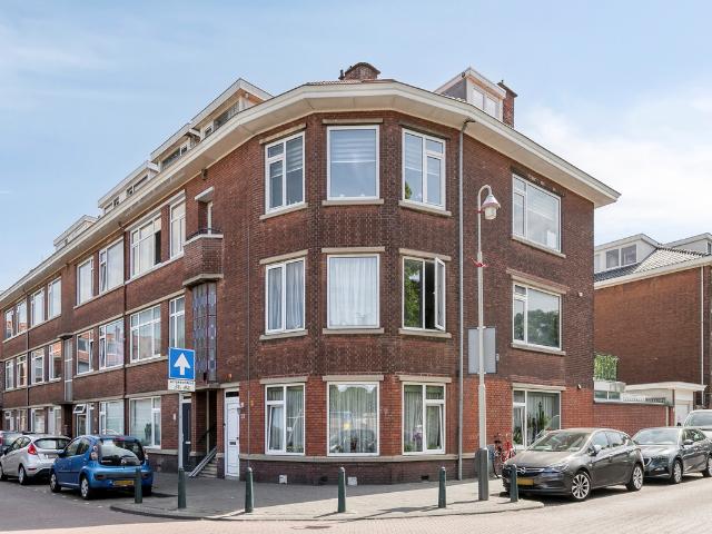 Bovenwoning te koop in 's-gravenhage, Leyenburg