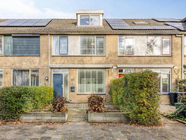 Woning te koop in Waterland, Spijkenisse