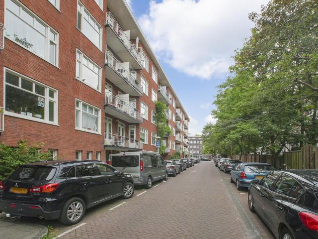Bovenwoning te koop in Amsterdam, Landlust