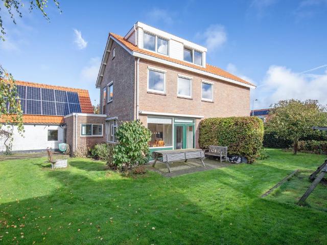 Woning te koop in Den Burg, Noord Holland