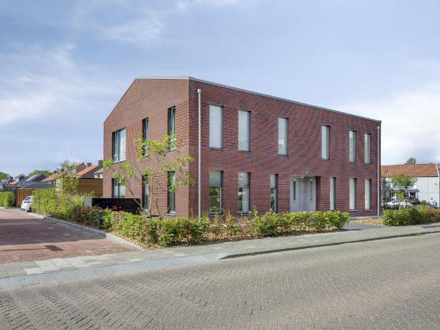 Benedenwoning te koop in Prinsenbeek, Noord Brabant