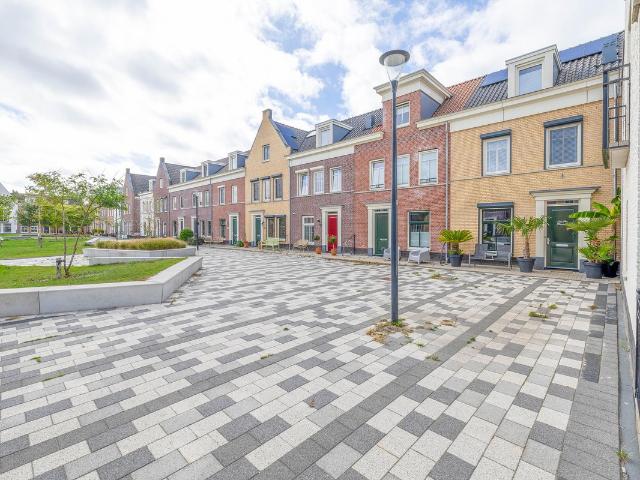 Eengezinswoning te koop in Westplaat, Middelharnis