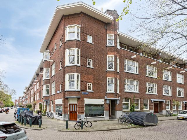 Benedenwoning te koop in Bergpolder, Rotterdam