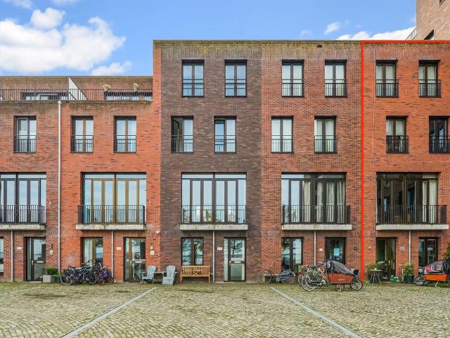 Eengezinswoning te koop in Oost, Amsterdam