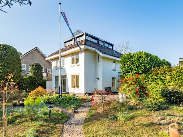 Villa te koop in Maarssenbroek, Maarssen