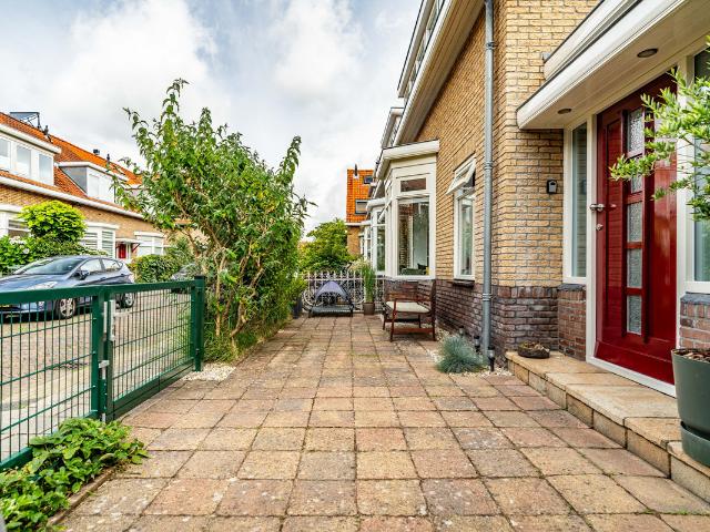 Benedenwoning te koop in Haarlem, Haarlem
