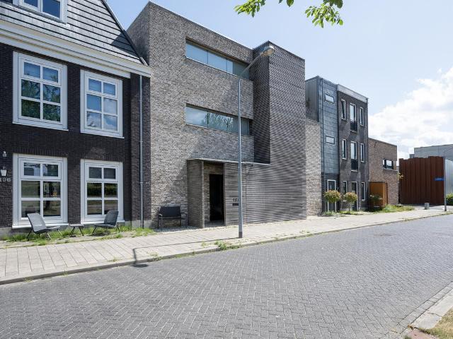 Chalet te koop in Almere-haven, Flevoland