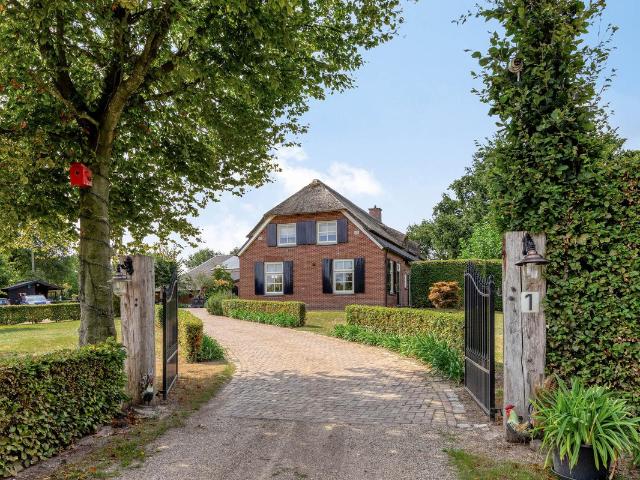 Woonboerderij te koop in Escharen, Noord Brabant