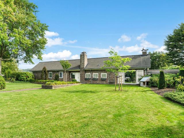 Villa te koop in Bunde, Limburg