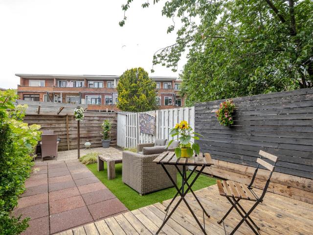 Benedenwoning te koop in Rotterdam, Tarwewijk