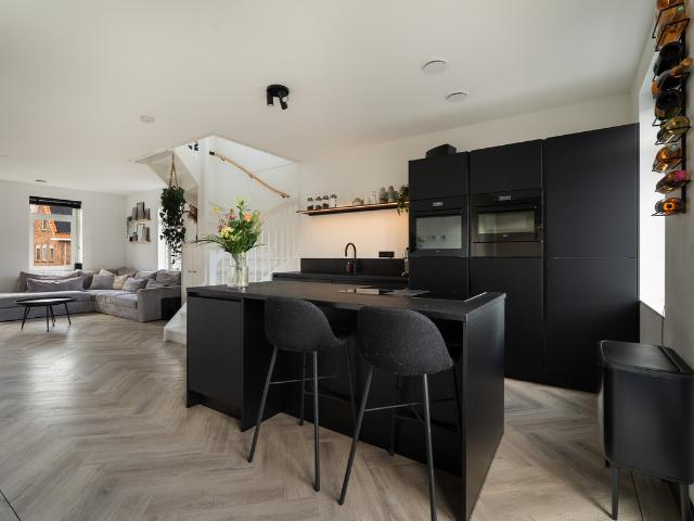 Dubbele Bovenwoning te koop in Zoeterwoude, Zoeterwoude-rijndijk