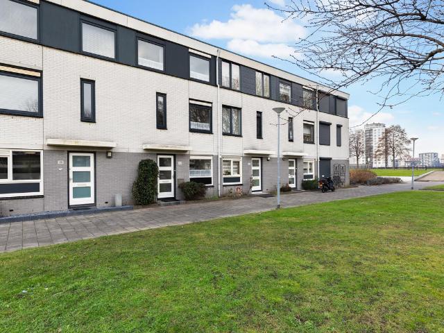 Woning te koop in Charlois, Rotterdam
