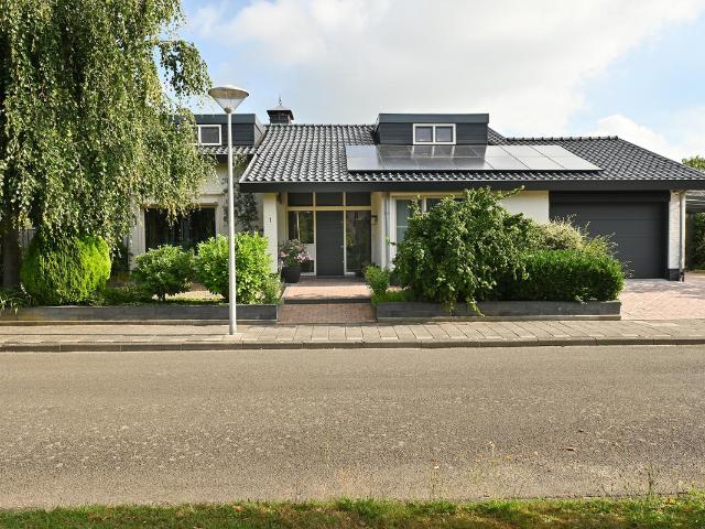 Chalet te koop in Steenbergen, Noord Brabant
