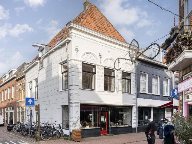 Bovenwoning te koop in Kampen, Overijssel