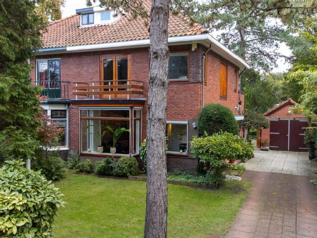 Eengezinswoning te koop in Santpoort-zuid, Noord Holland