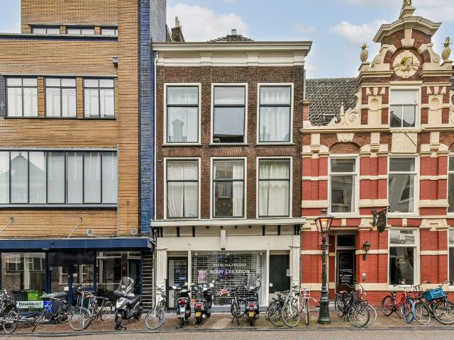 Benedenwoning te koop in Pieterswijk, Leiden