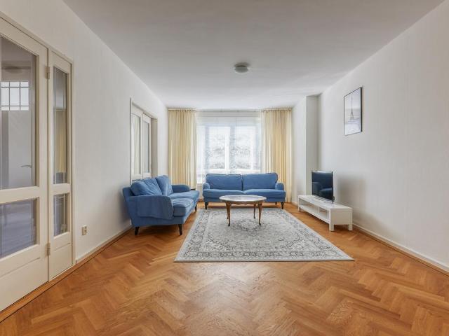 Bovenwoning te koop in 's-gravenhage, Uilennest