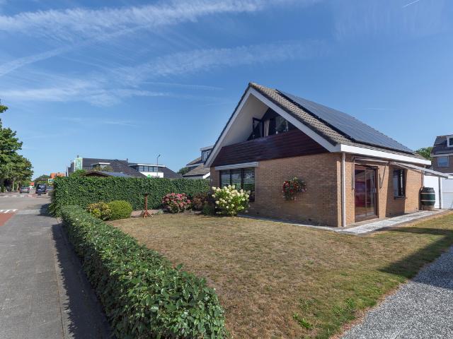 Bungalow te koop in Ouddorp, Zuid Holland