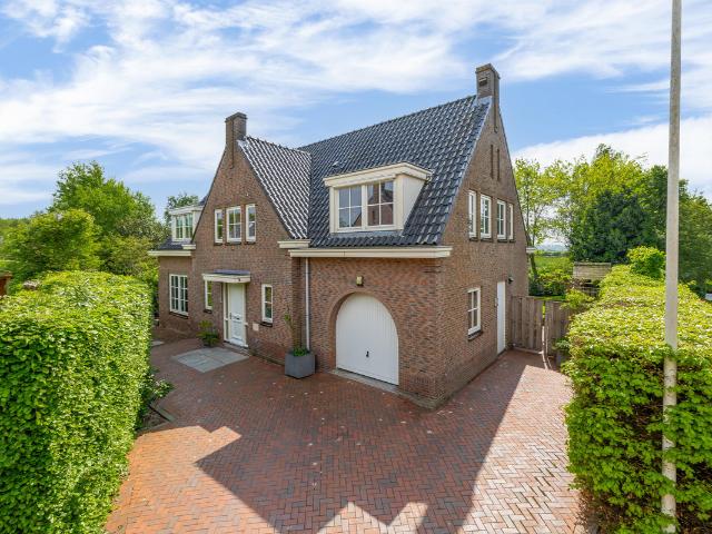 Herenhuis te koop in Waddinxveen