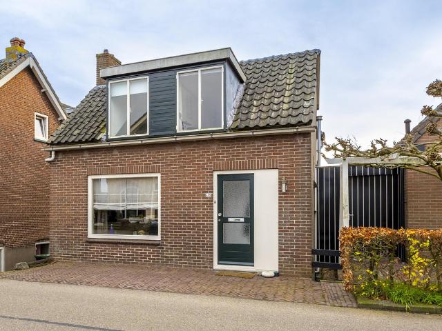 Woning te koop in Hardinxveld, Zuid Holland