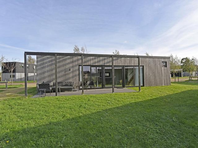 Woning te koop in Zwartewaal, Zuid Holland