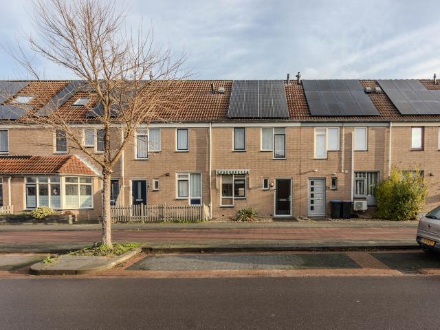 Woning te koop in De Akkers, Spijkenisse