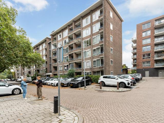 Bovenwoning te koop in Nieuwland, Schiedam