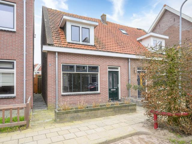 Woning te koop in Medemblik, Noord Holland