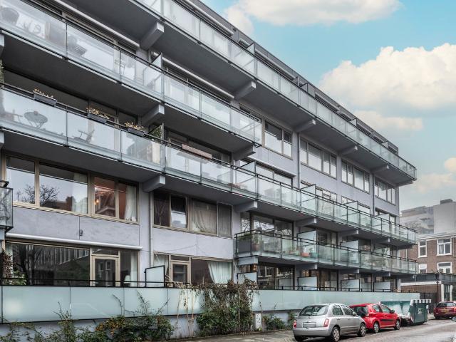 Dubbele Bovenwoning te koop in Oost, Amsterdam