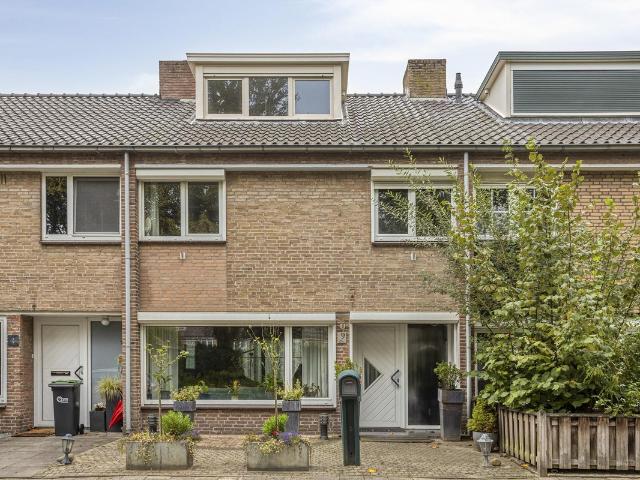 Eengezinswoning te koop in Woensel-Noord, Acht