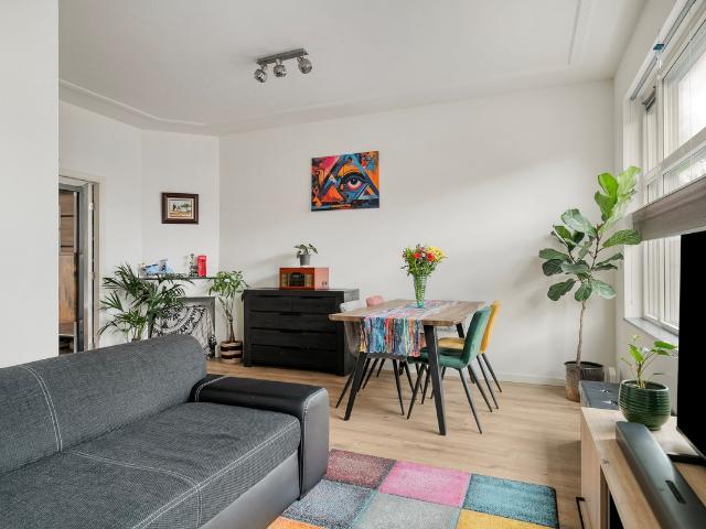 Benedenwoning te koop in Den Haag, Zuid Holland
