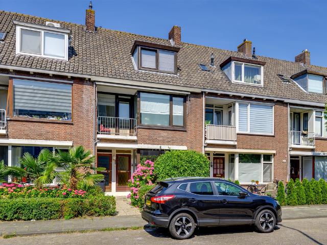 Benedenwoning te koop in Rotterdam, Groot-IJsselmonde