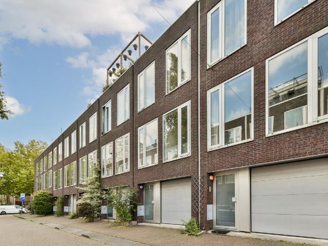 Eengezinswoning te koop in Amsterdam, Oostelijk Havengebied