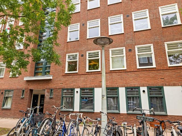 Bovenwoning te koop in De Baarsjes, Amsterdam