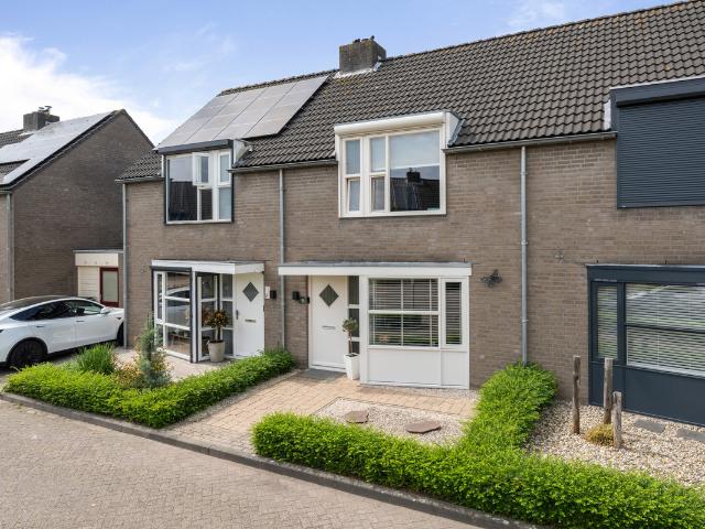 Eengezinswoning te koop in Etten-leur, Sanderbanken