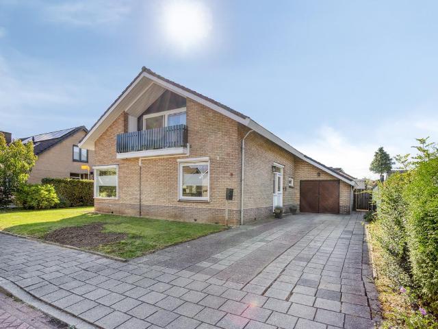 Woning te koop in Zetten, Gelderland