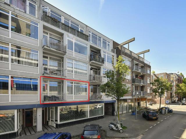 Bovenwoning te koop in Amsterdam, Oost