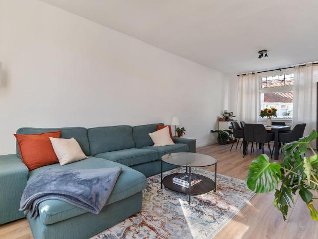 Bovenwoning te koop in Oud-Krispijn, Dordrecht