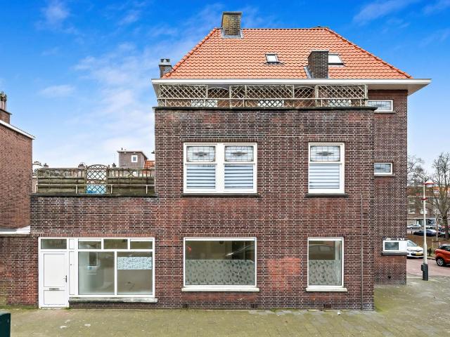 Benedenwoning te koop in Laak, Zuid Holland