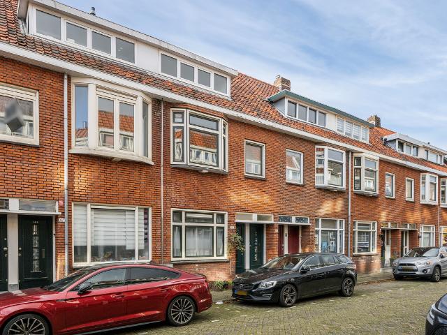 Bovenwoning te koop in Schiedam, Zuid Holland