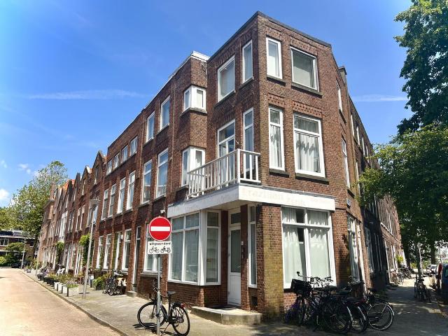Dubbele Bovenwoning te koop in Overschie, Rotterdam